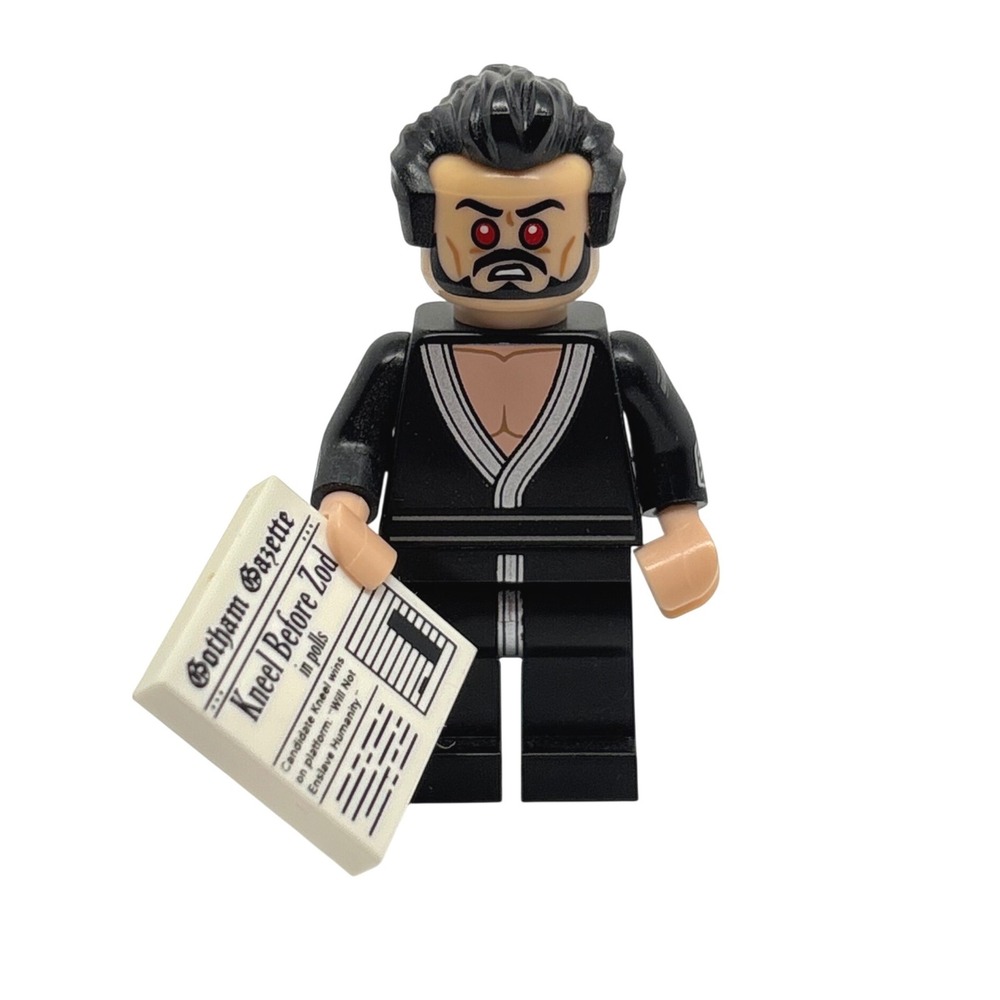 General Zod Custom Minifigure with Gotham Gazette Kneel Before Zod Tile - Picture 6 of 6